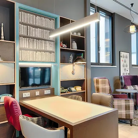 Premier Centre Hotel 3*