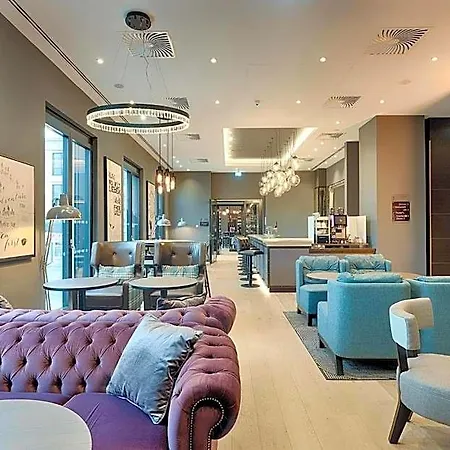 Premier Centre 3*